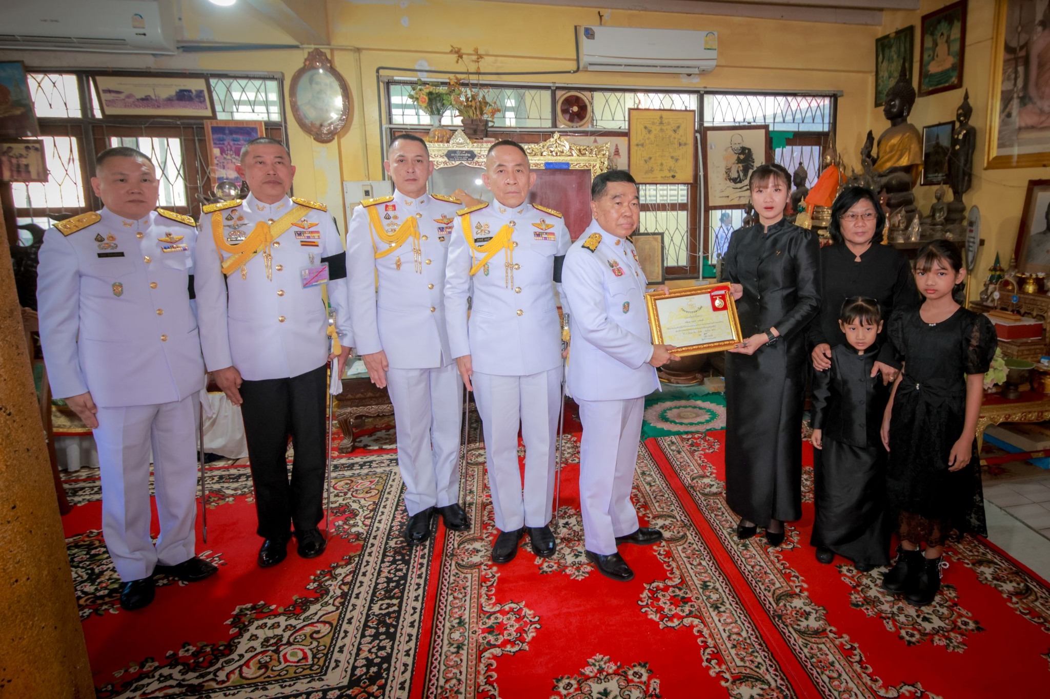 รัฐมนตรีว่าการกระทรวงกลาโหมเป็นประธานในพิธีพระราชทานเพลิงศพทหารกล้า จ่าสิบเอกพงศกร นาคทองดี