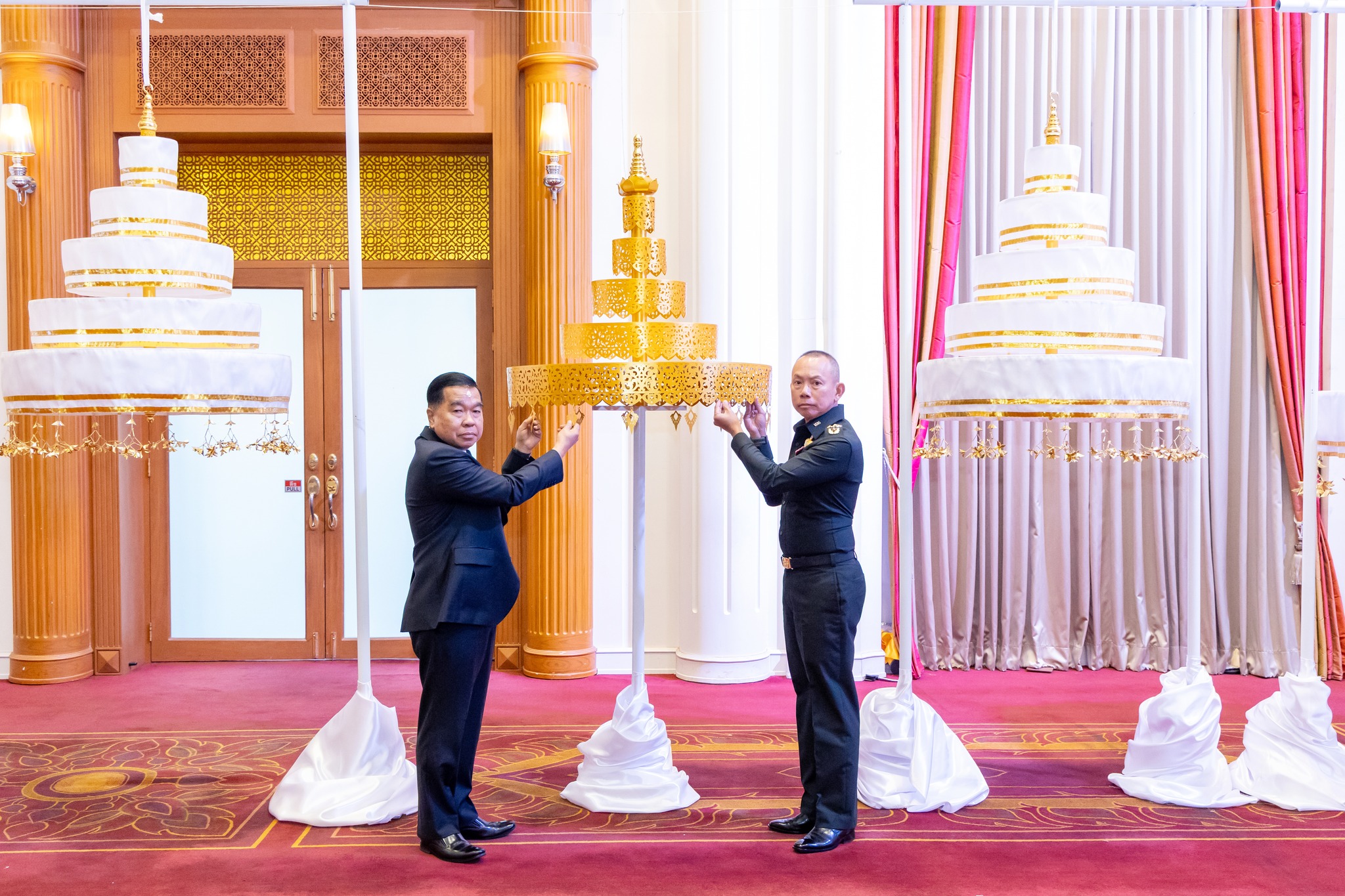 พิธีสมโภชและมอบฉัตรพระพุทธรูป กห., สป., บก.ทท. และเหล่าทัพ