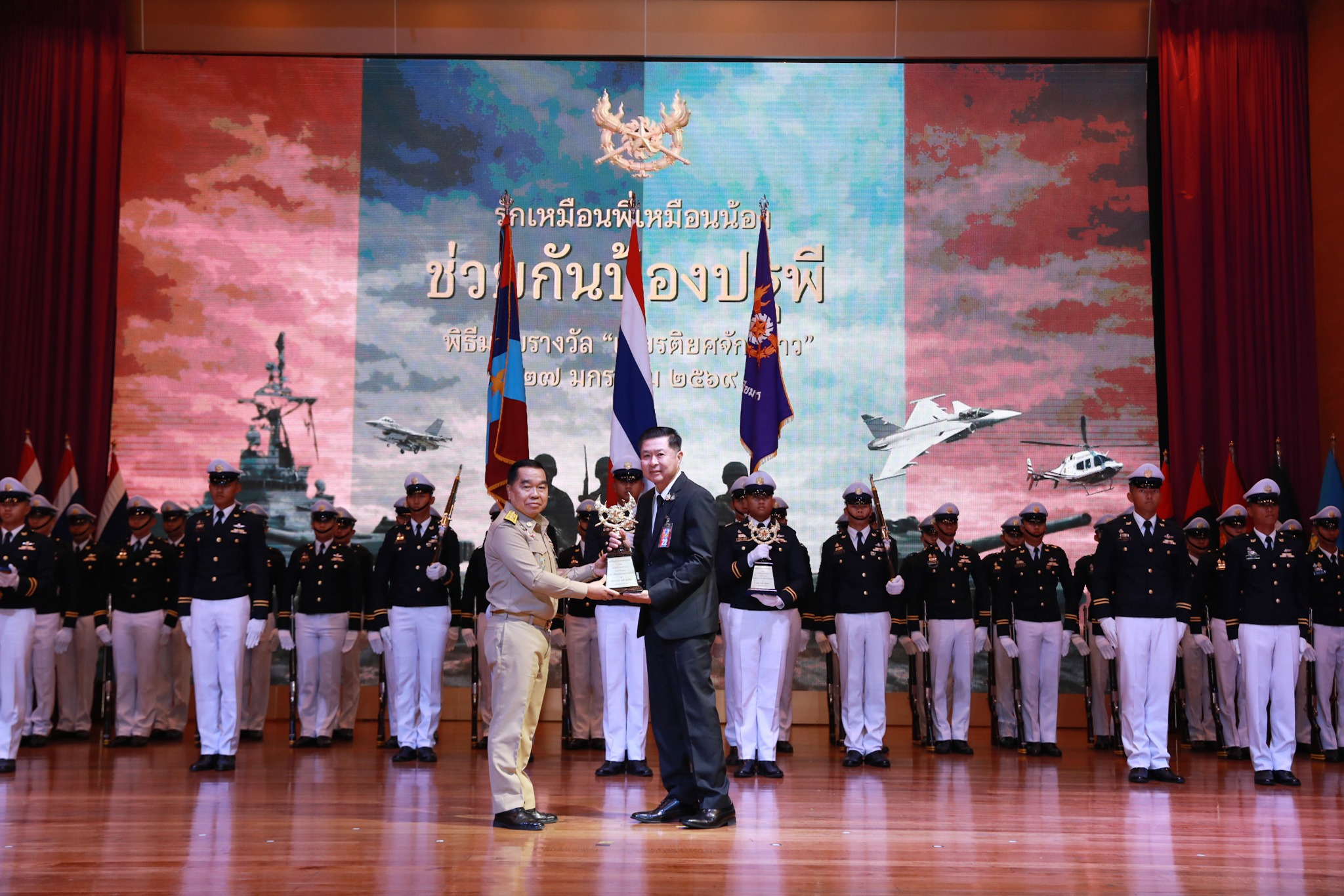 รัฐมนตรีว่าการกระทรวงกลาโหมเป็นประธานงานวันสถาปนาโรงเรียนเตรียมทหาร ครบรอบ ๖๘ ปี