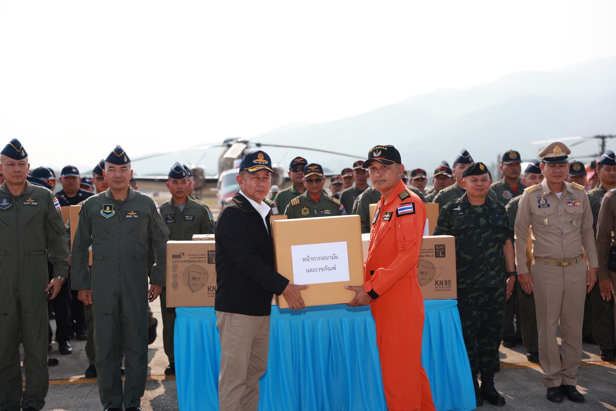 รัฐมนตรีว่าการกระทรวงกลาโหม ลงพื้นที่จังหวัดเชียงใหม่ ตรวจเยี่ยมและให้กำลังใจเจ้าหน้าที่ผู้ปฏิบัติภารกิจควบคุมไฟป่าและหมอกควัน