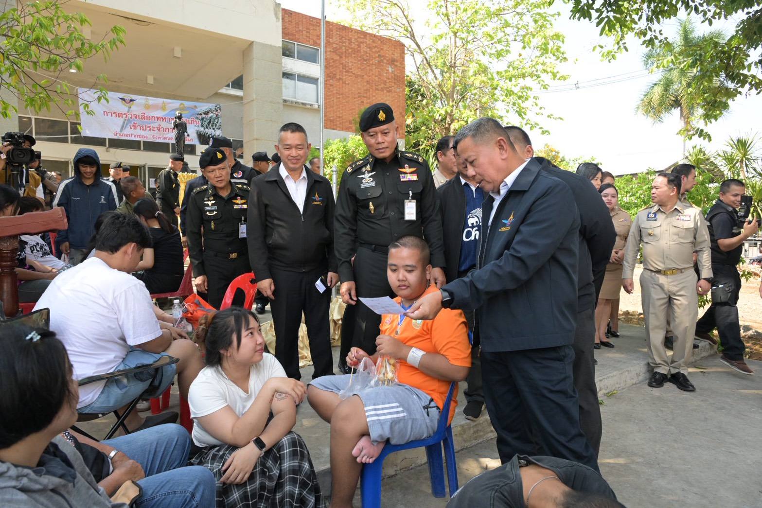 รัฐมนตรีว่าการกระทรวงกลาโหม ตรวจเยี่ยมการตรวจเลือกทหารฯ พื้นที่ปากช่อง