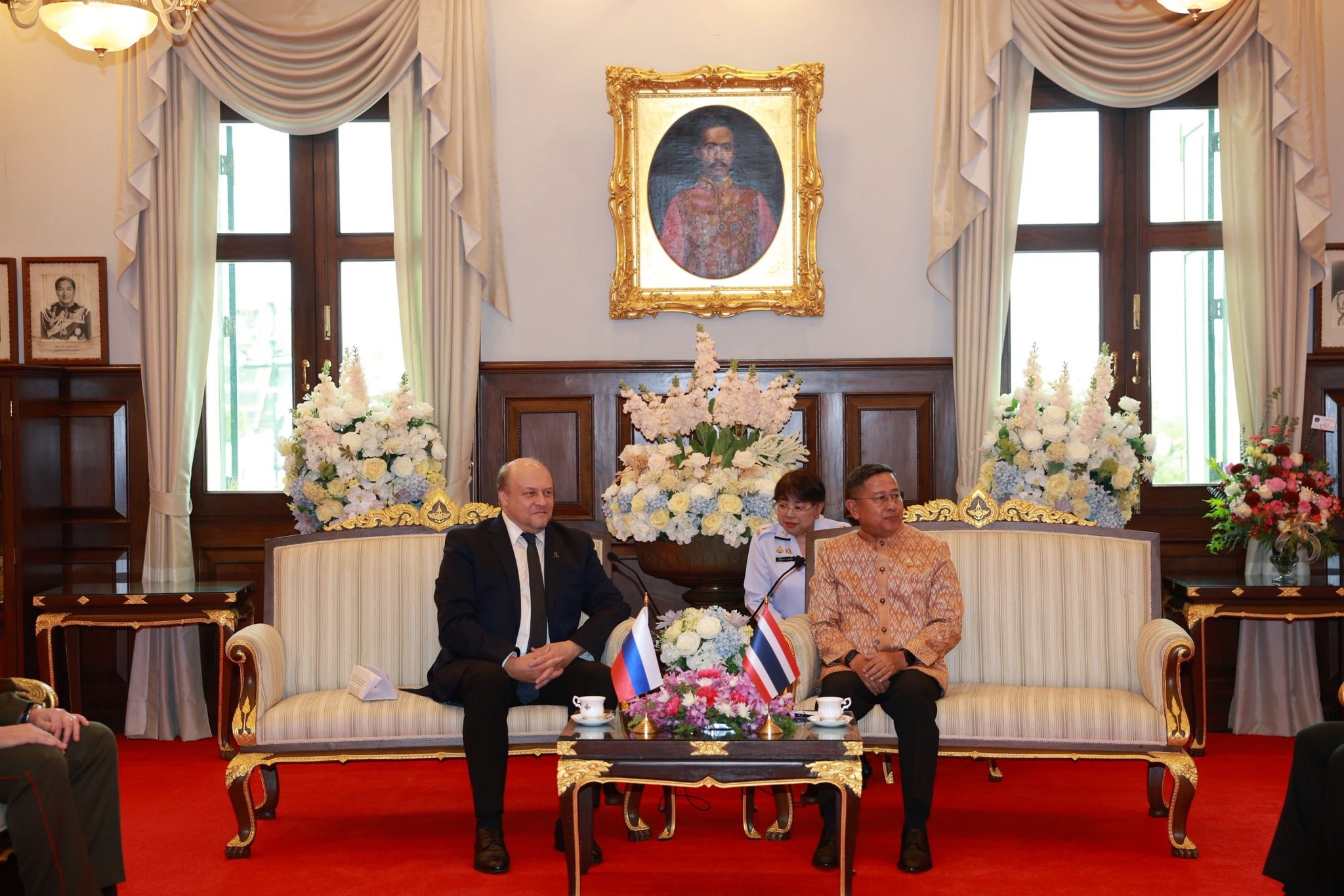 รัฐมนตรีว่าการกระทรวงกลาโหม ให้การต้อนรับ นาย Evgeny Tomikhin เอกอัครราชทูตสหพันธรัฐรัสเซียประจำประเทศไทย
