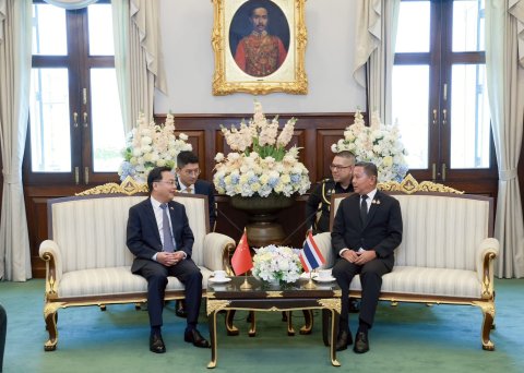 เอกอัครราชทูตสาธารณรัฐประชาชนจีนประจำประเทศไทย เข้าเยี่ยมคำนับ รัฐมนตรีว่าการกระทรวงกลาโหม