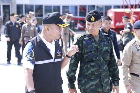 รัฐมนตรีว่าการกระทรวงกลาโหม ร่วมคณะนายกรัฐมนตรีลงพื้นที่จังหวัดชายแดนภาคใต้
